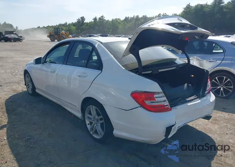 2014 Mercedes-Benz C 300 Luxury 4Matic/Sport 4Matic from USA, damaged, VIN WDDGF8AB0EA949700
